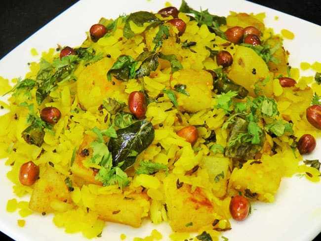 Batata Pohe - Marathi Recipe