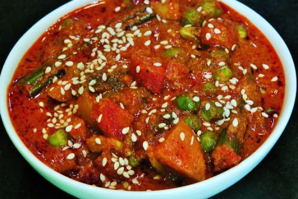 Veg Maratha - Marathi Recipe | Madhura's Recipe