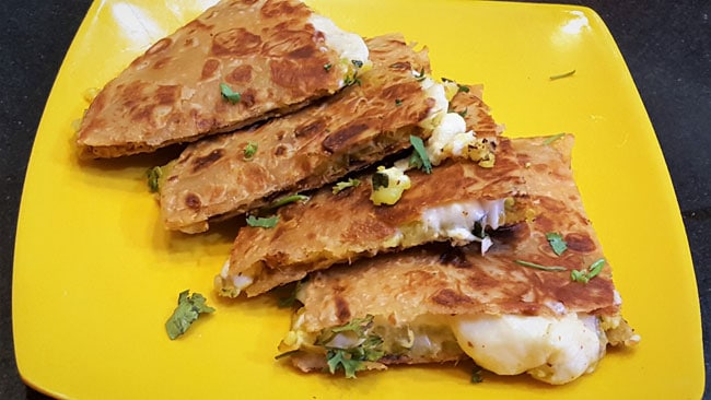 Chapati Sandwich - Hindi Recipe