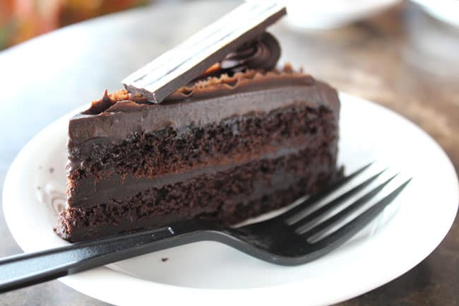 Buy/Send Rich Chocolate Truffle Cake Online | Baker's Wagon-sgquangbinhtourist.com.vn