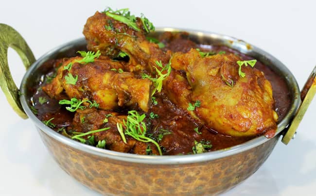 Dhaba Style Kolhapuri Chicken - Marathi Recipe | Madhura's Recipe