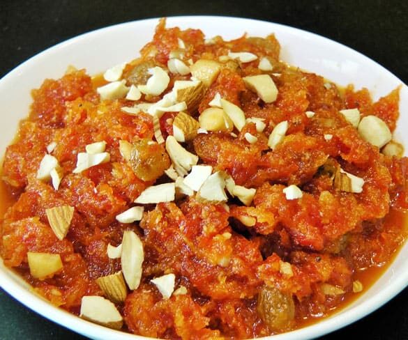 Gajar Halwa - Marathi Recipe | Madhura's Recipe
