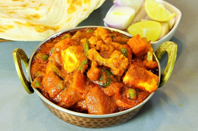 Mix Veg - Marathi Recipe | Madhura's Recipe