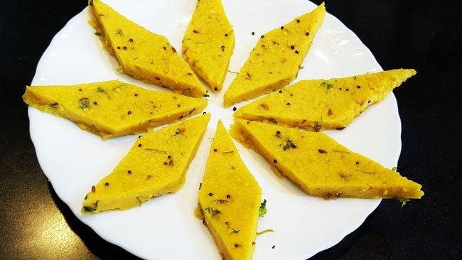 Patwadi Rassa - Marathi Recipe