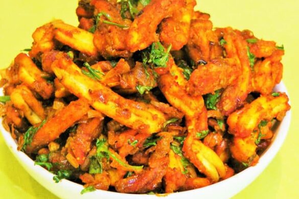 Khandeshi Shev Bhaji - Marathi Recipe 