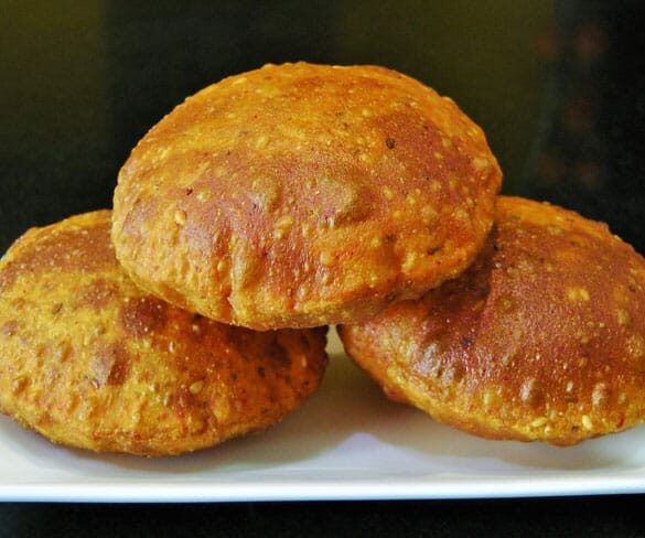 Tikhat Puri - Marathi Recipe