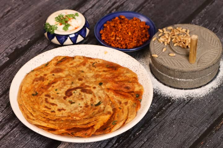 Crunchy layered masala paratha
