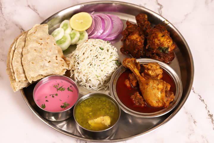 Zanzanit Chicken thali