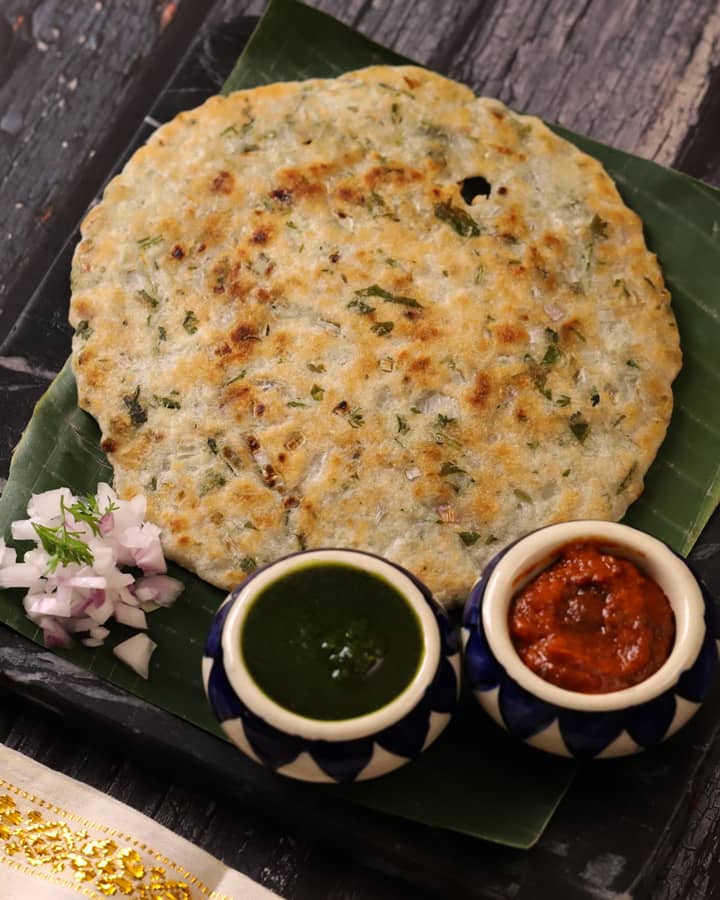 Konkani breakfast kande bhakri