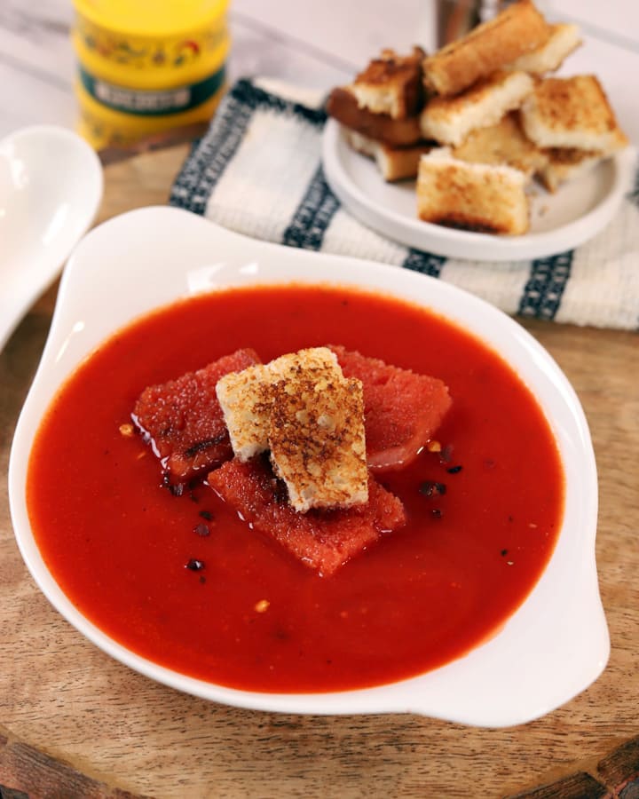 Thick tomato soup