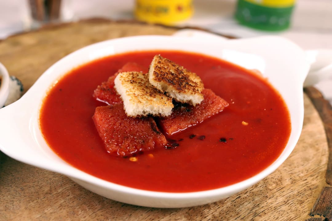 Winter special thick tomato soup