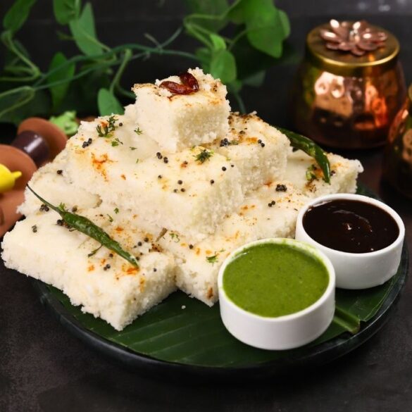 Rice Flour Dhokla and Chutney
