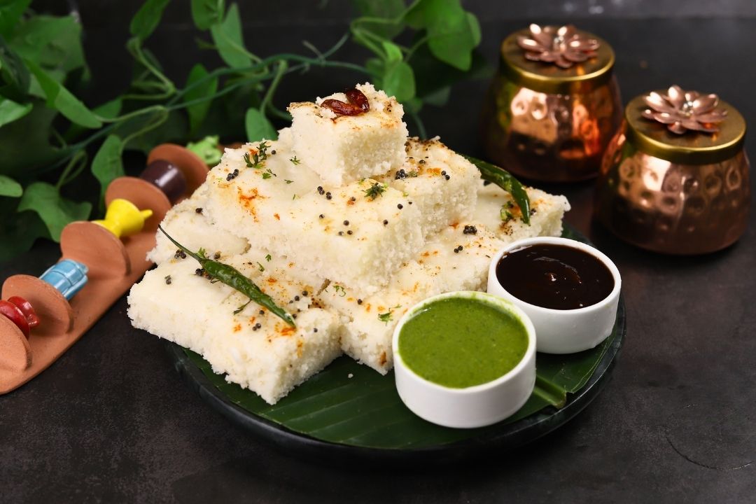 Rice Flour Dhokla and Chutney