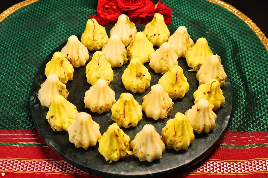 Soft Kesar Ukadiche Modak