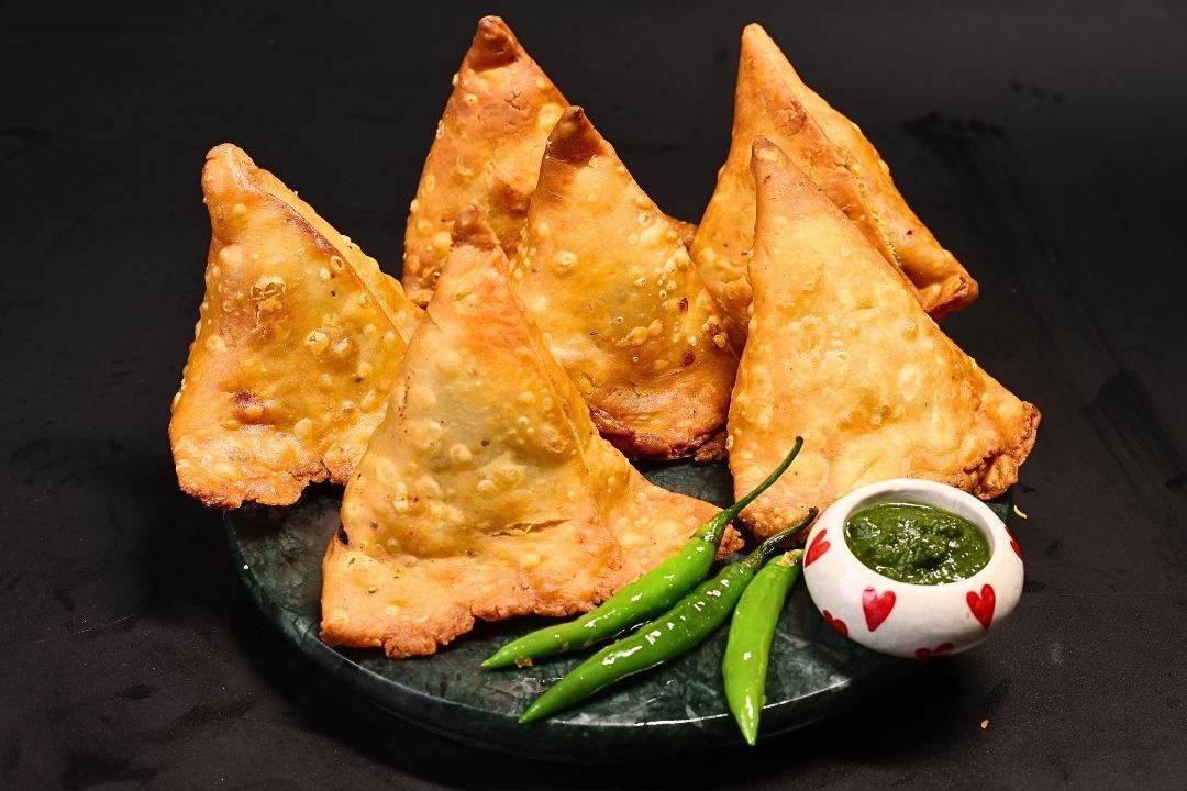 Crunchy Crispy Samosa